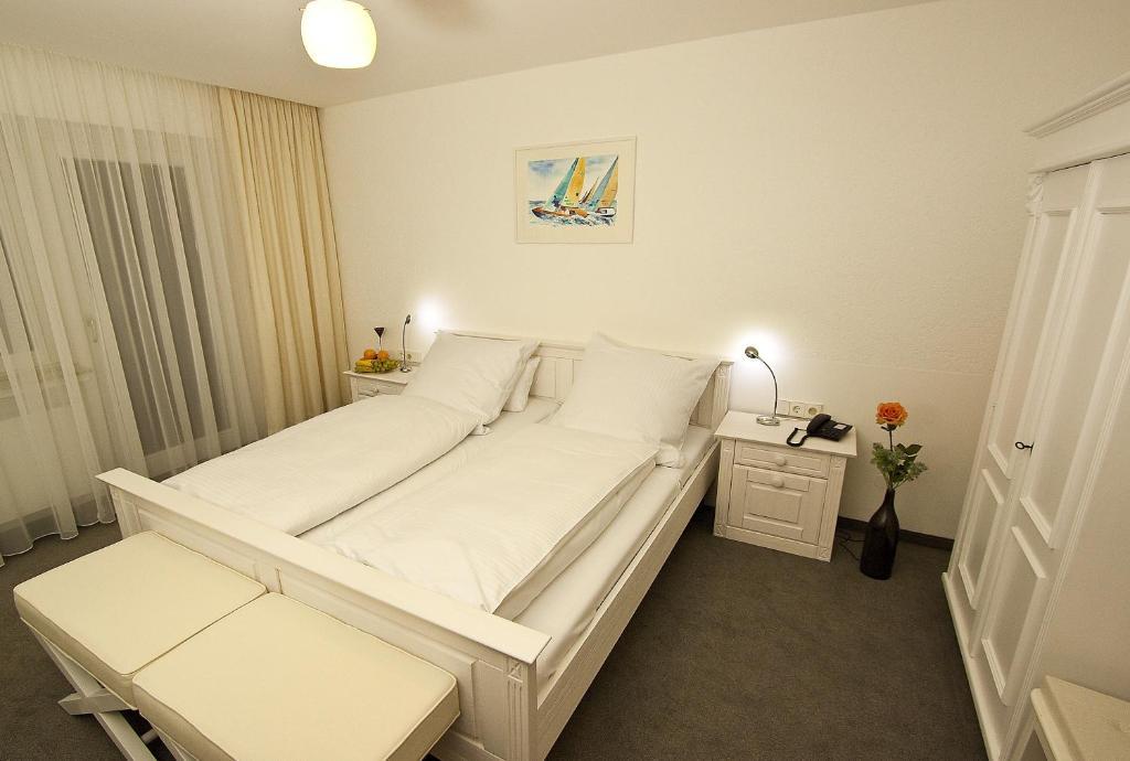 Lupinenhotel Bodensee Sipplingen Bilik gambar